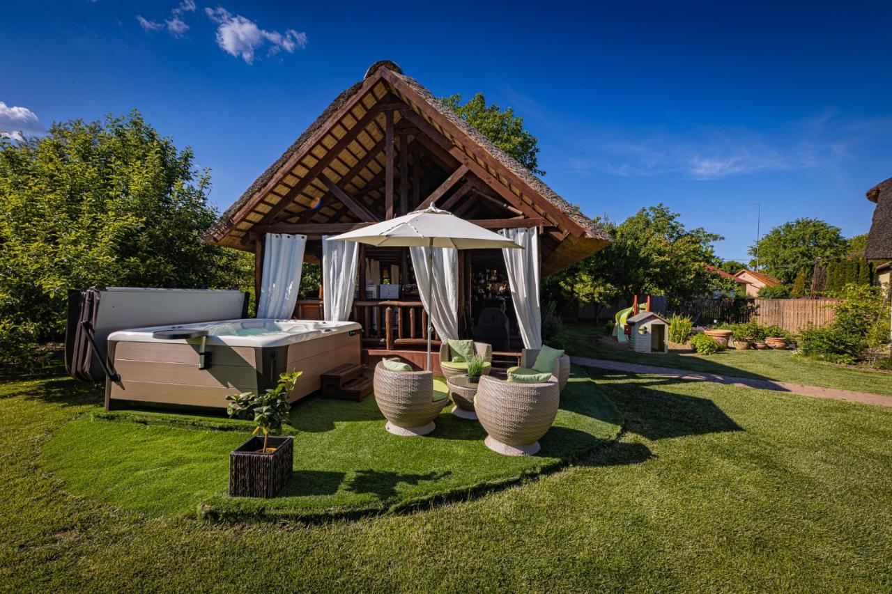 Butik Design Nádas Abádszalók Exterior foto
